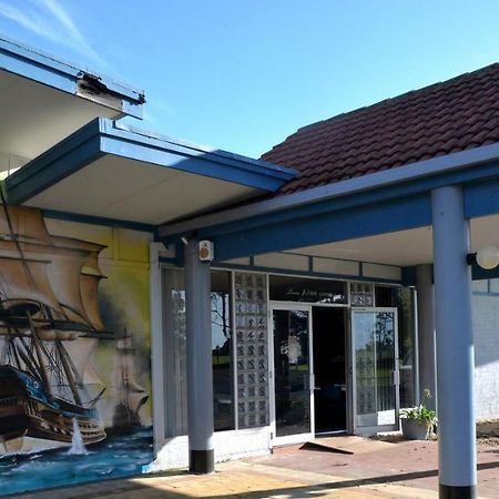 Ship Inn Motel Yarram Exteriér fotografie
