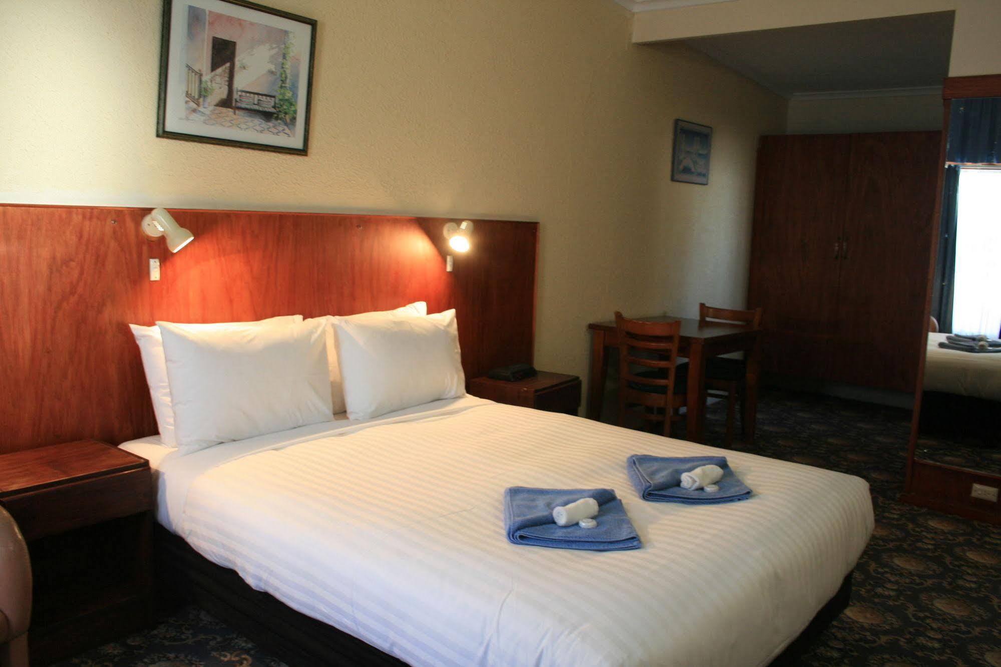 Ship Inn Motel Yarram Exteriér fotografie